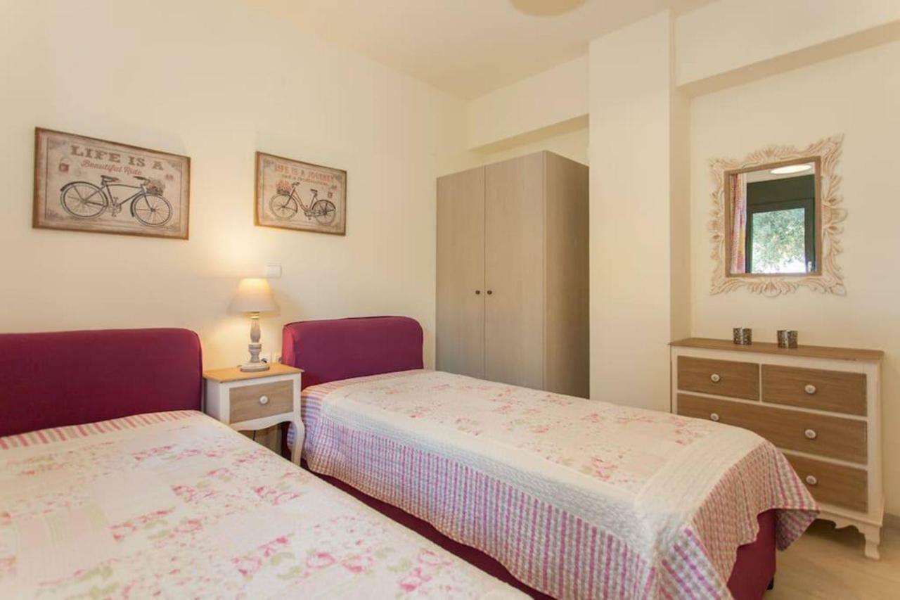 Olive Tree Farm 200M From The Beach Episkopi  Bagian luar foto