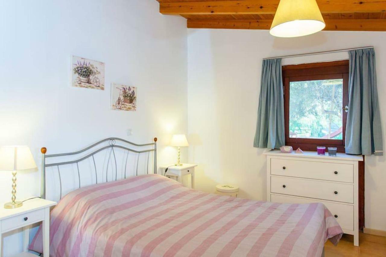 Olive Tree Farm 200M From The Beach Episkopi  Bagian luar foto