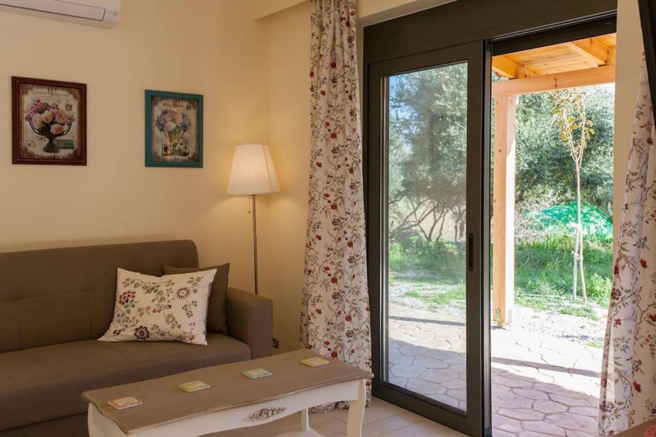 Olive Tree Farm 200M From The Beach Episkopi  Bagian luar foto