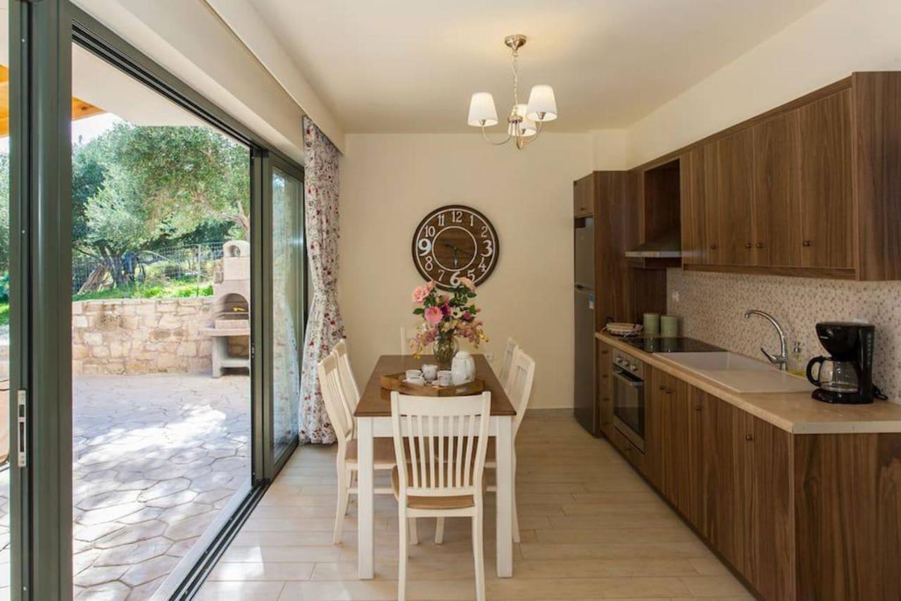 Olive Tree Farm 200M From The Beach Episkopi  Bagian luar foto